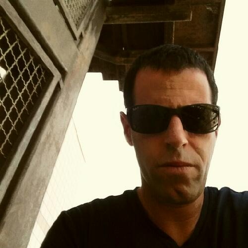Eyal Glass